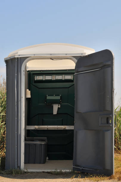 Best Portable restroom trailer rental  in Fort Deposit, AL